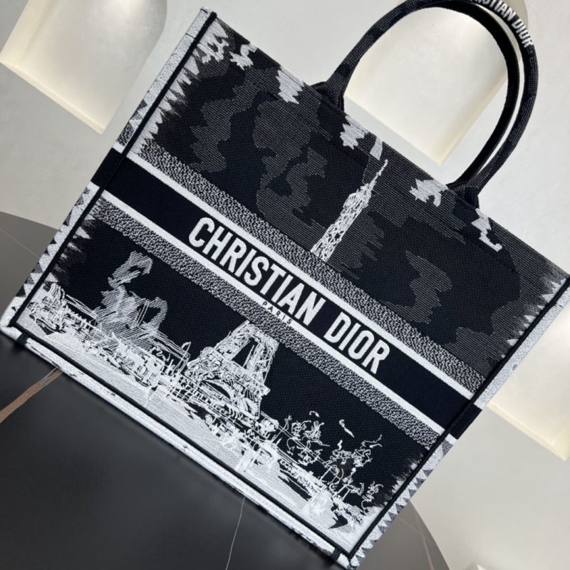 Dior Shopping Bags